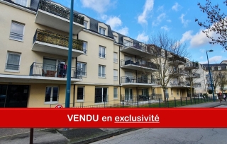 QUEULEU - INVESTISSEUR - T2 résidence 2006 - 48m²+pk + balcon - Image #1