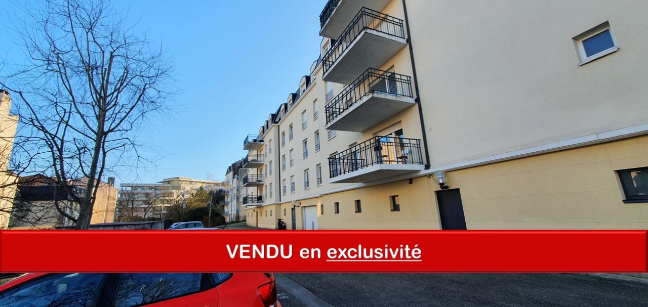 QUEULEU - INVESTISSEUR - T2 résidence 2006 - 48m²+pk + balcon - Image #2