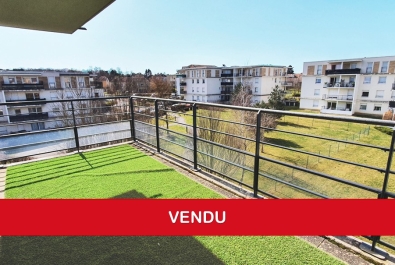 HAUTS DE QUEULEU -T2 44m² au 3ème et dernier + terrasse + pk - Image #3