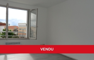 Exclusivité à Thionville prox. centre F2 rénové + parking - Image #1