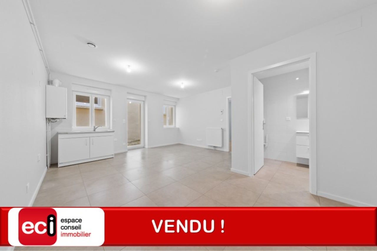 T2 en Rez-de-Cour refait à neuf - Image #1