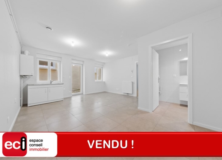 T2 en Rez-de-Cour refait à neuf - Image #1