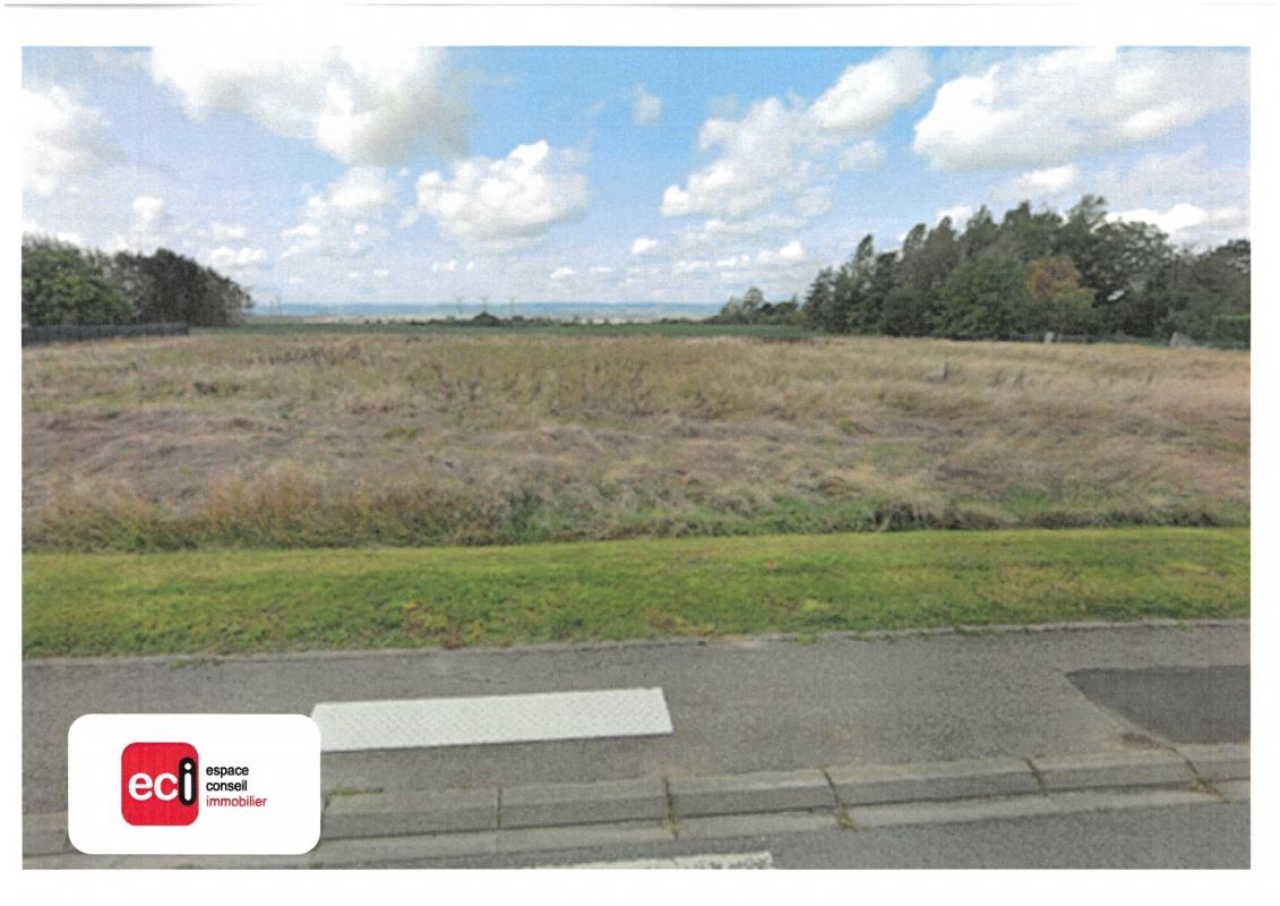 VIGY - Terrain plat de 14ares - libre - hors lotissement - Image #1